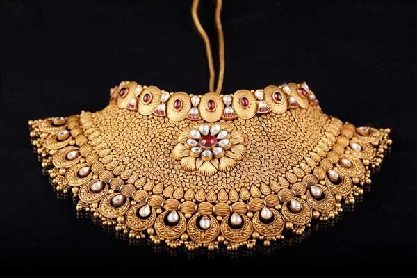 History of Vintage and Antique Jewellery